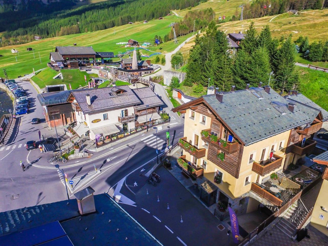 Chalet Mottolino Aparthotel Livigno Exterior photo