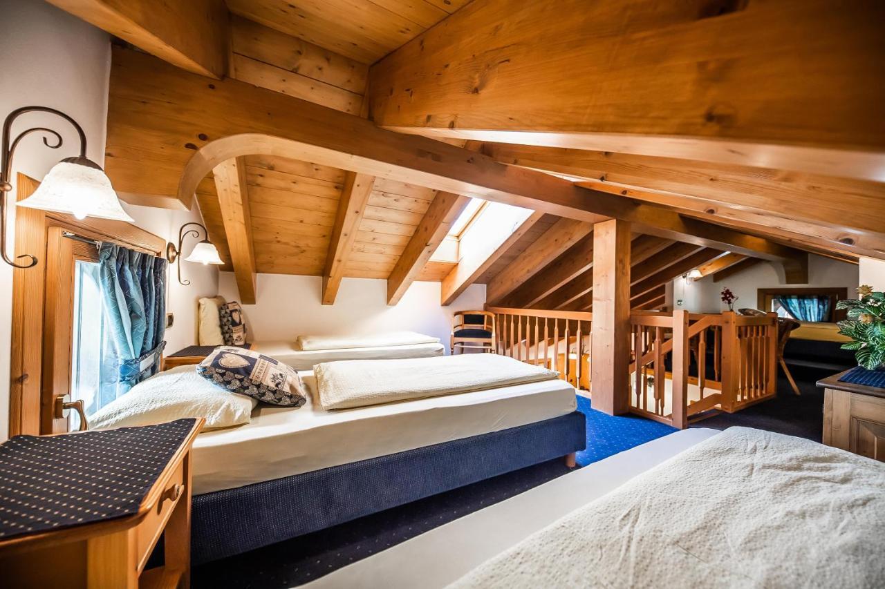 Chalet Mottolino Aparthotel Livigno Exterior photo