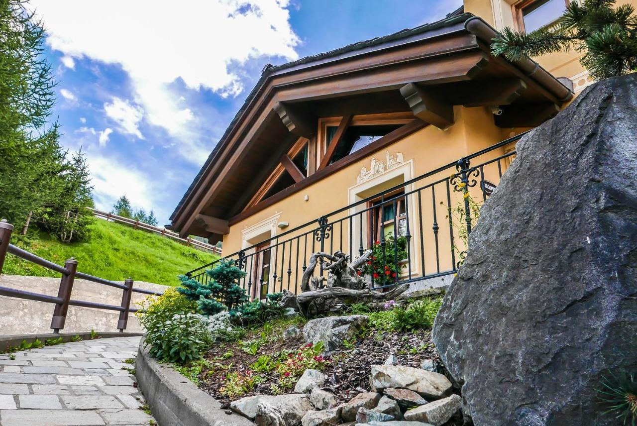 Chalet Mottolino Aparthotel Livigno Exterior photo